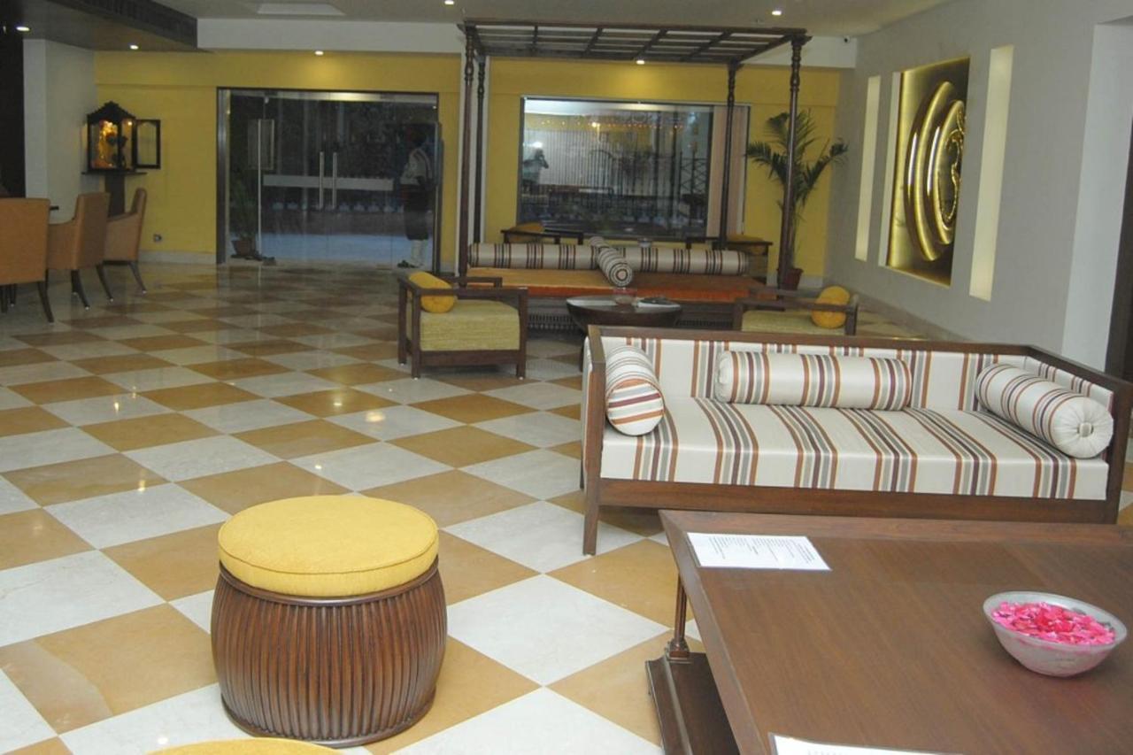 Hotel Abigail Goradia'S Shirdi Buitenkant foto