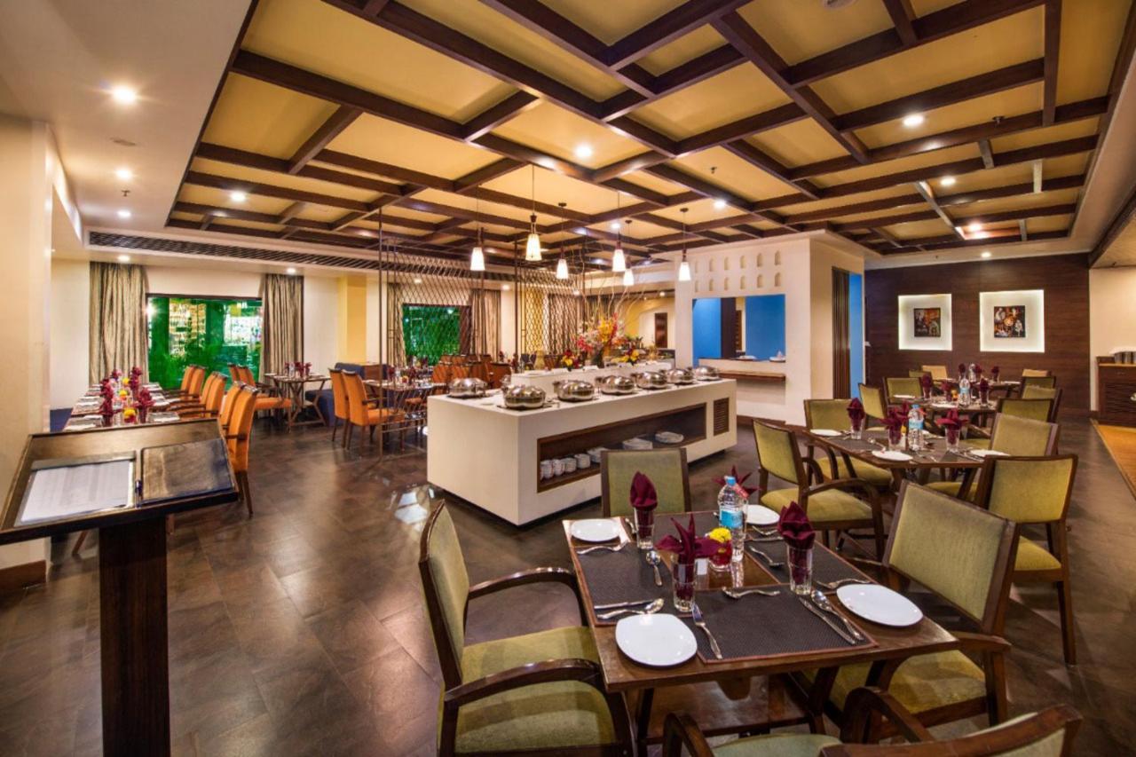 Hotel Abigail Goradia'S Shirdi Buitenkant foto