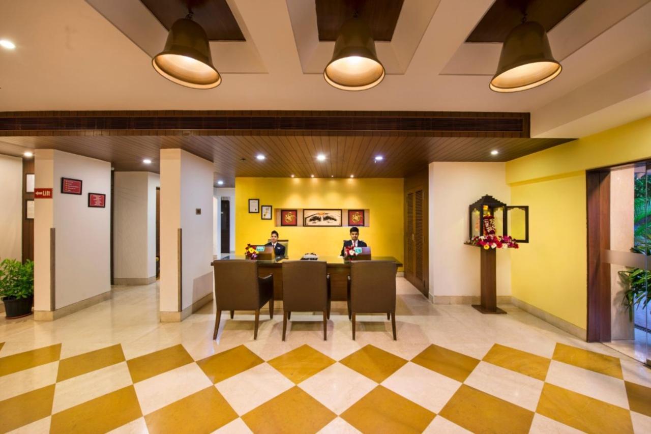 Hotel Abigail Goradia'S Shirdi Buitenkant foto