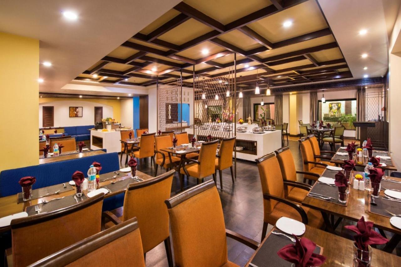 Hotel Abigail Goradia'S Shirdi Buitenkant foto