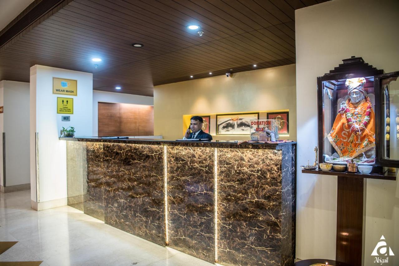 Hotel Abigail Goradia'S Shirdi Buitenkant foto