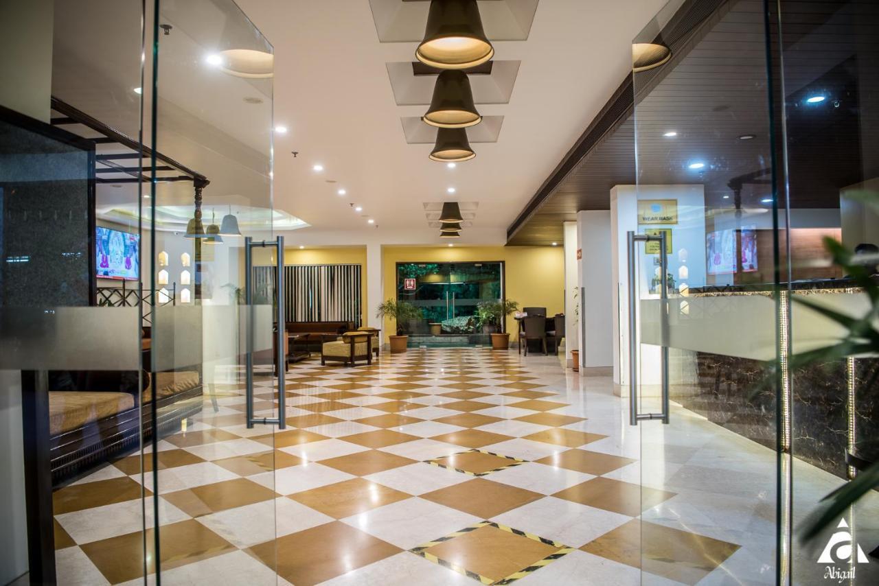 Hotel Abigail Goradia'S Shirdi Buitenkant foto
