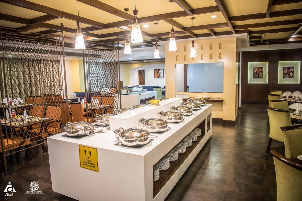 Hotel Abigail Goradia'S Shirdi Buitenkant foto